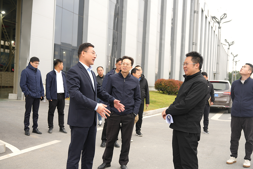 市委政研室、市政府政研室、市發(fā)改委等領導一行蒞臨豪家集團